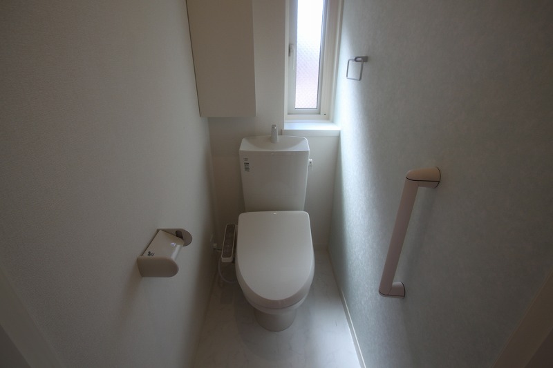アルジネ東葛西のトイレ写真