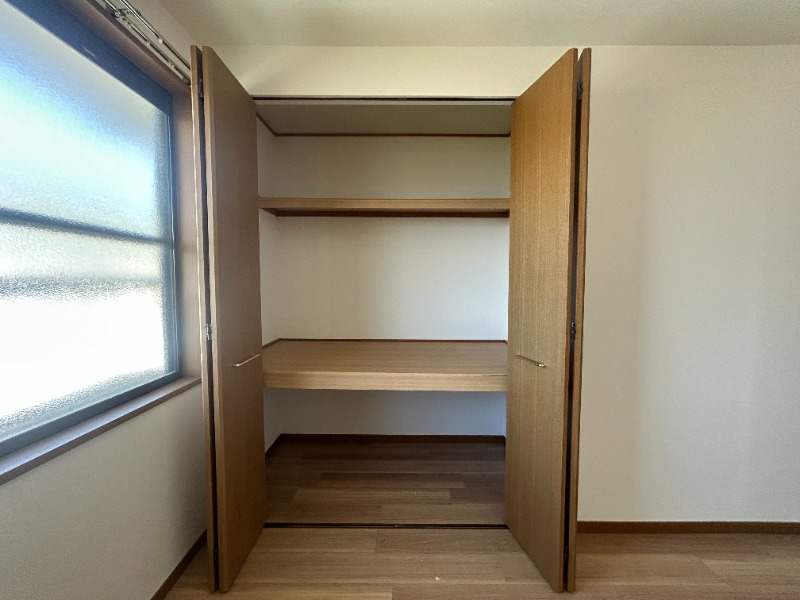収納　２０２号