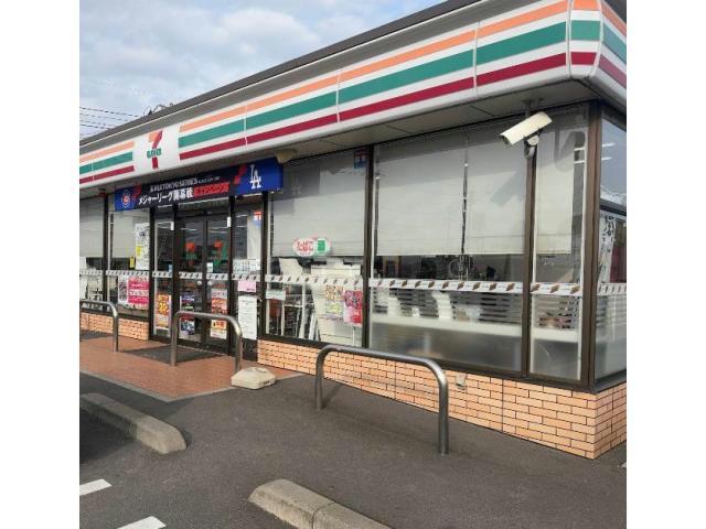 コンビニ　セブンイレブン福山箕島町店（コンビニ）まで438m