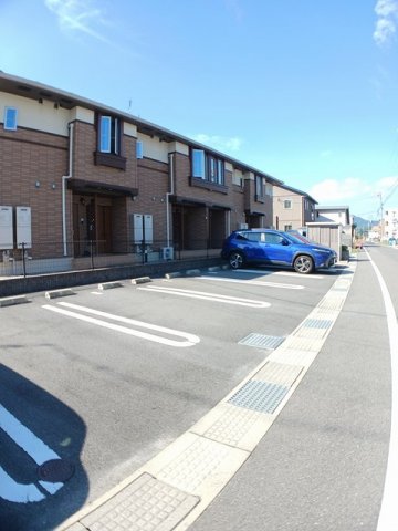 駐車場　駐車場があります