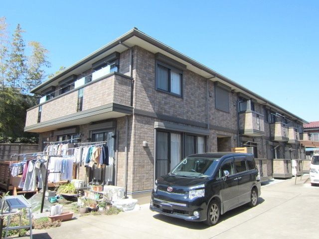 建物外観　★駅至近の閑静な住宅街で住みやすいんです★