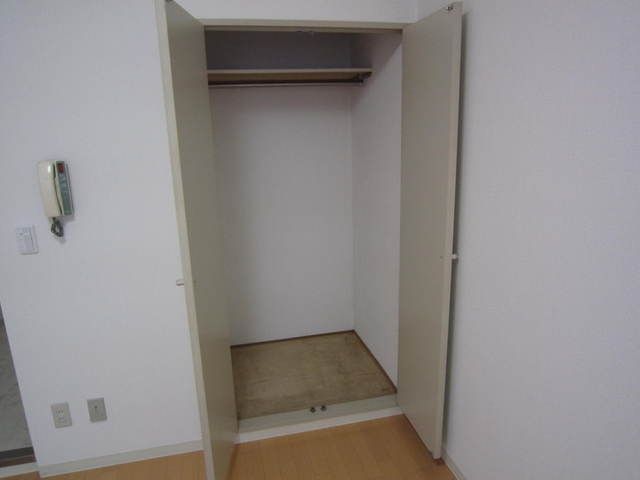 収納　クローゼット