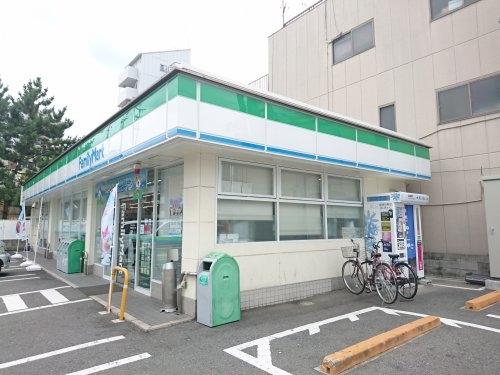 コンビニ　ファミリーマート堺櫛屋町東二丁店（コンビニ）まで641m