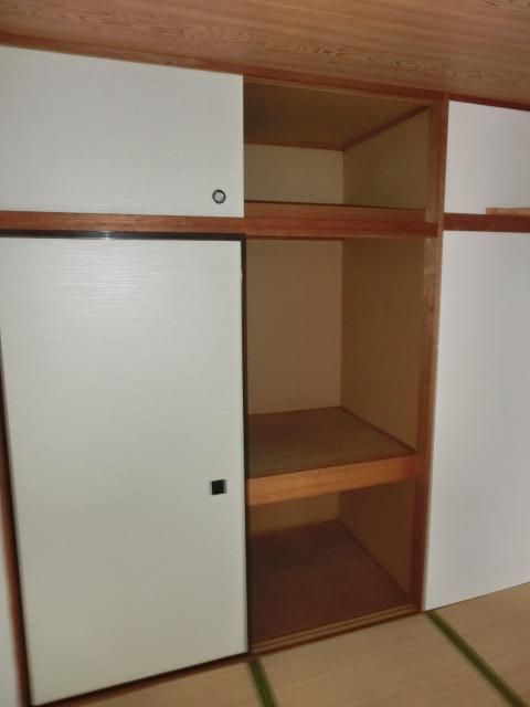 その他設備　大容量の押入れ付きです