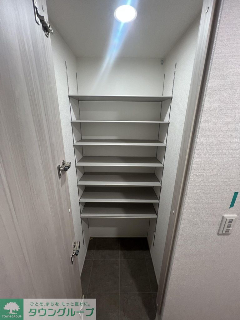 玄関　収納