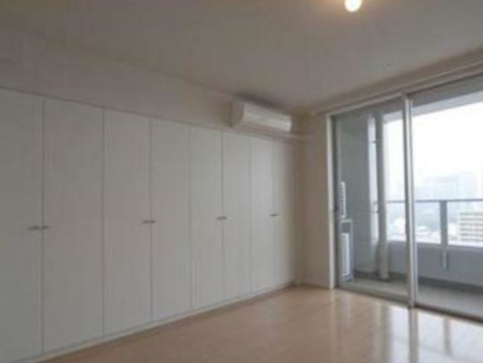 収納　写真は同タイプ住居です。