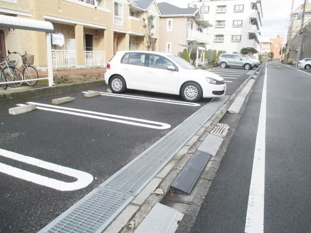 駐車場　★敷地内駐車場有ります★