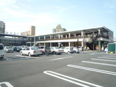 ショッピングセンター　SPINA MART(スピナマート) 大手町店（ショッピングセンター）まで630m