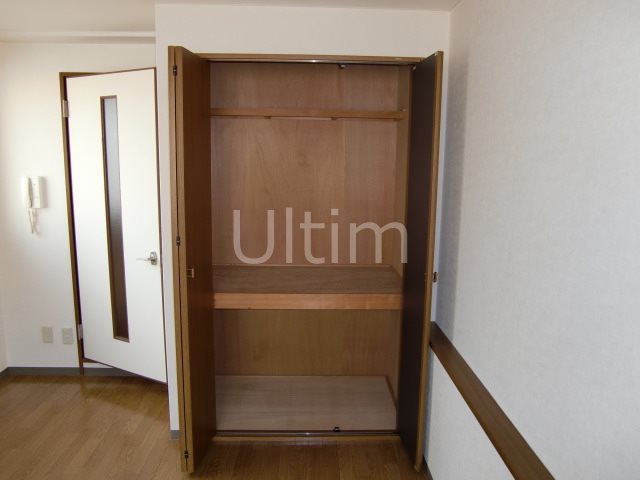 収納　違うお部屋の写真です。ご参考までに