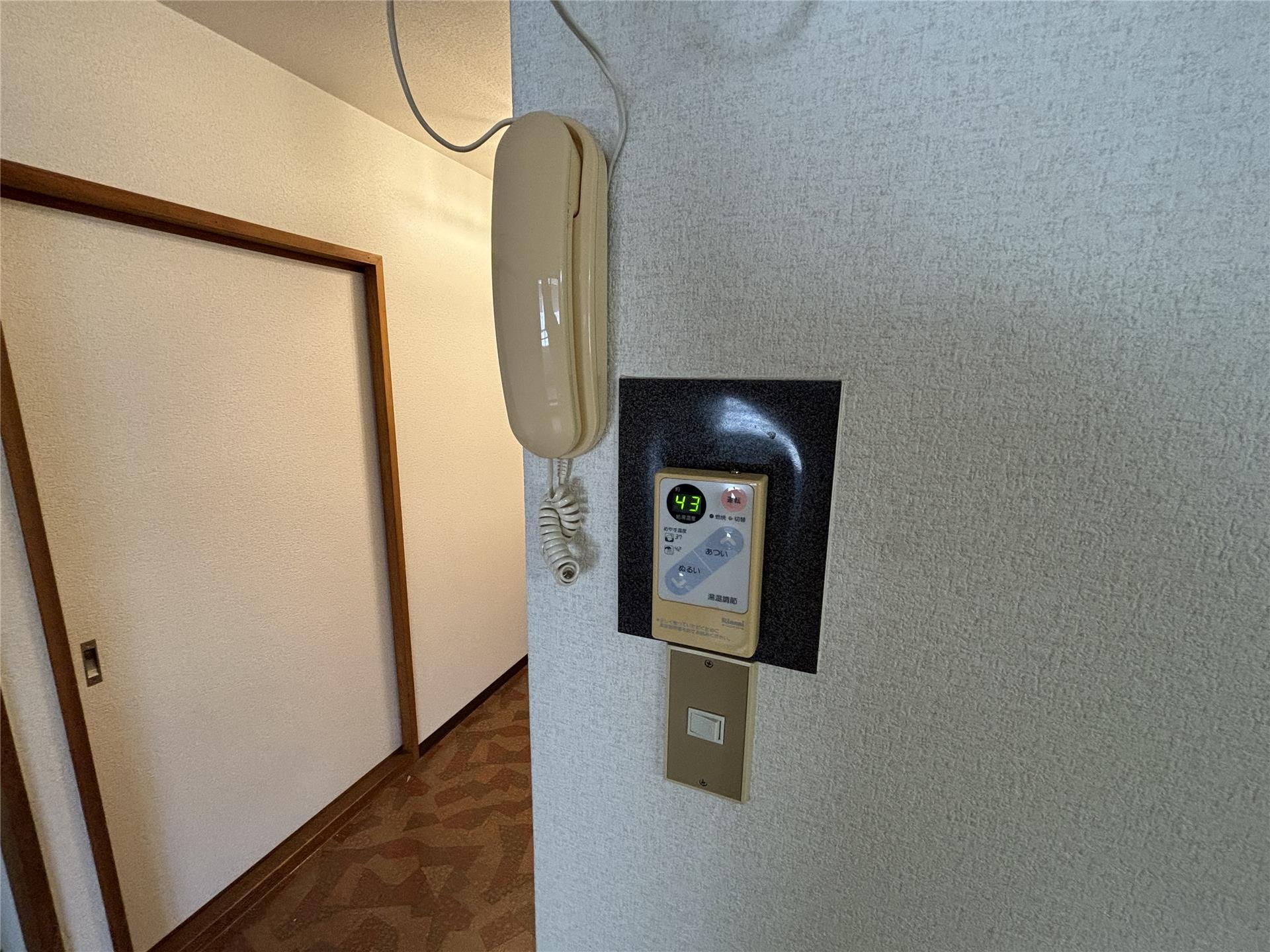 セキュリティ　来客時にはお部屋から応対できるドアホン♪