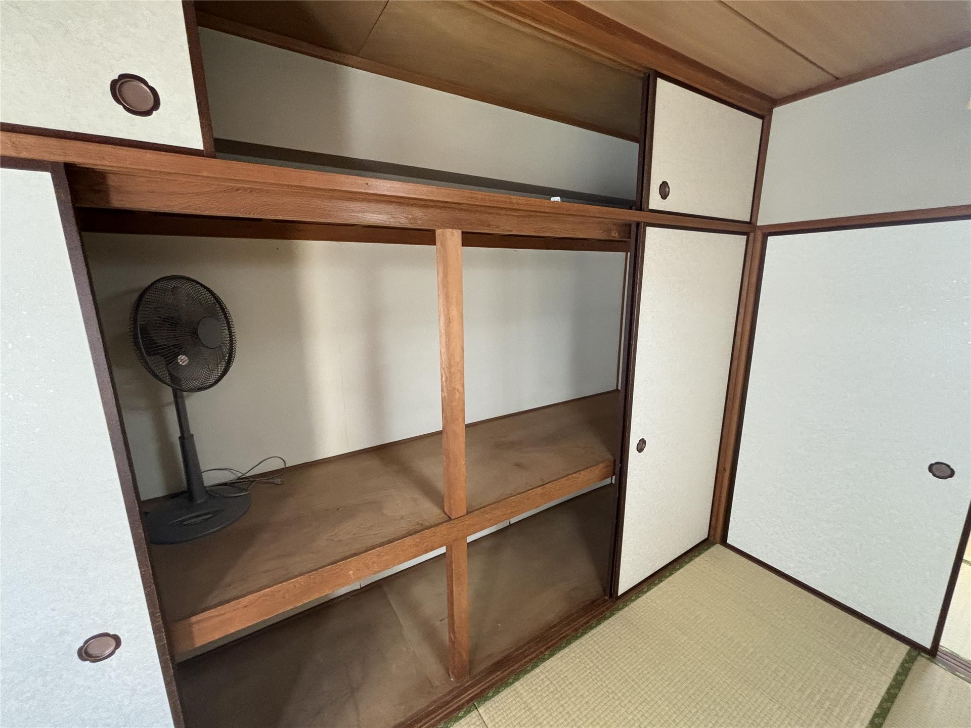 収納　天袋のある大容量に収納可能な押入♪