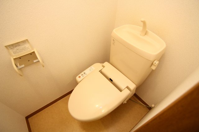 トイレ　※同仕様写真になります。