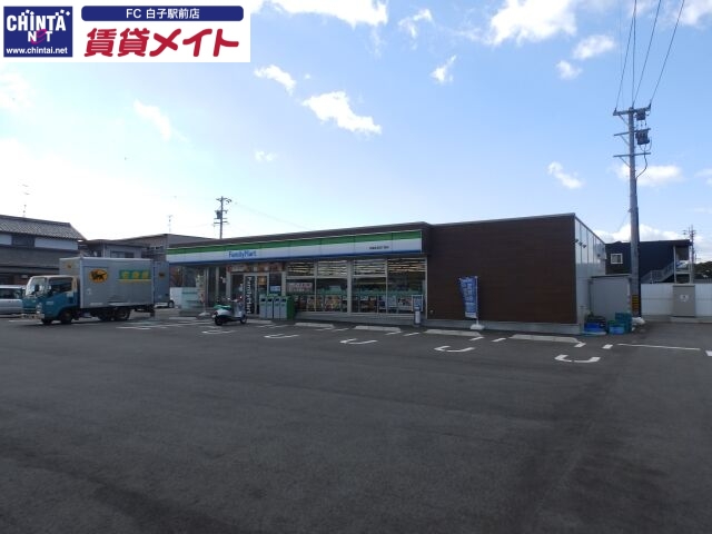 コンビニ　ファミリーマート鈴鹿住吉四丁目店（コンビニ）まで2110m