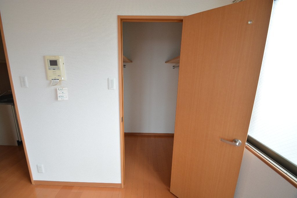 収納　ウォークインクローゼット