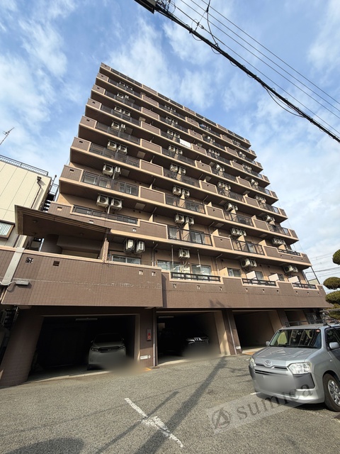建物外観　スタイリッシュな建物です＾＾