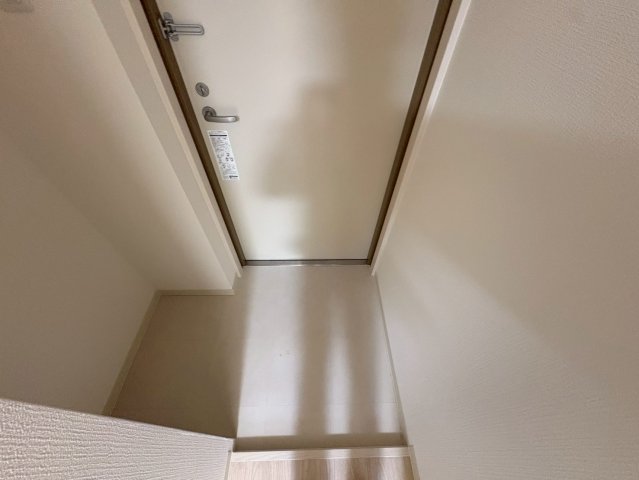 玄関　SUN VISION (写真間取り反転タイプ)