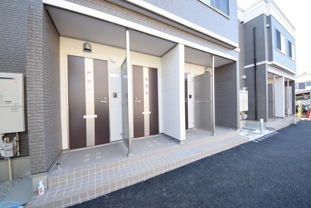 エントランス　★お部屋探しは株式会社タウンハウジング東京まで★