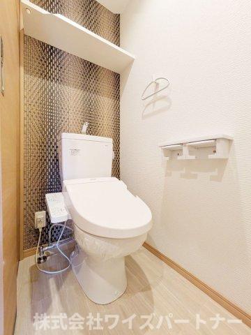 トイレ　※同型タイプの為、現状優先