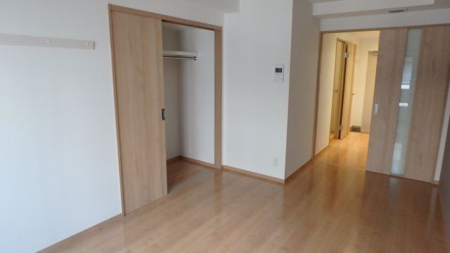 収納　（別タイプ参考写真）プレシオ　　豊島区巣鴨1