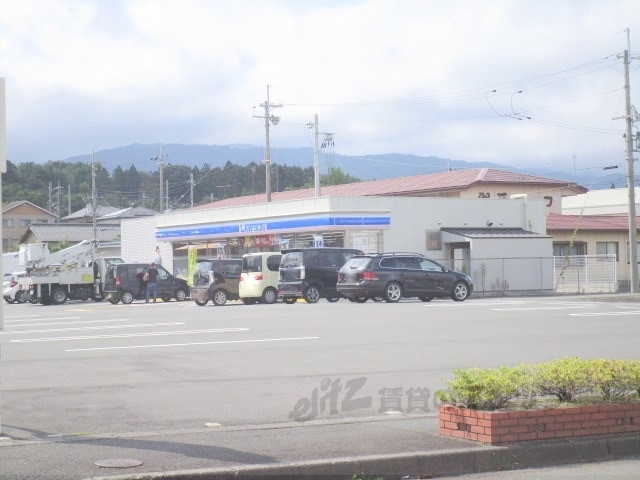 コンビニ　ローソン今津桜町店（コンビニ）まで290m