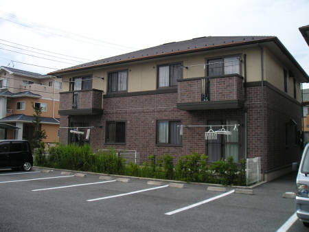 建物外観　「クワトロピーチタウン」