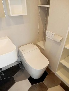 トイレ　※掲載写真は別室のものです。