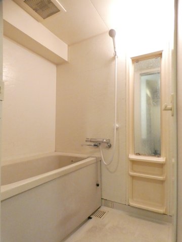 バス・シャワールーム　バス※別部屋参考写真