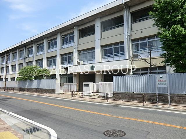 中学校　川崎市立稲田中学校（中学校）まで885m