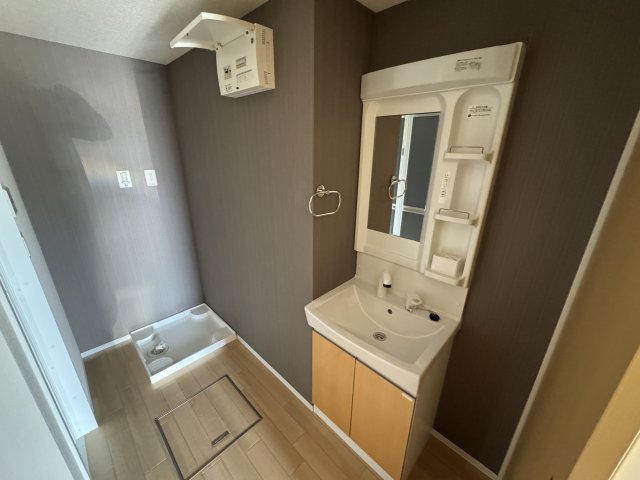 建物外観　省エネ性能ラベル
