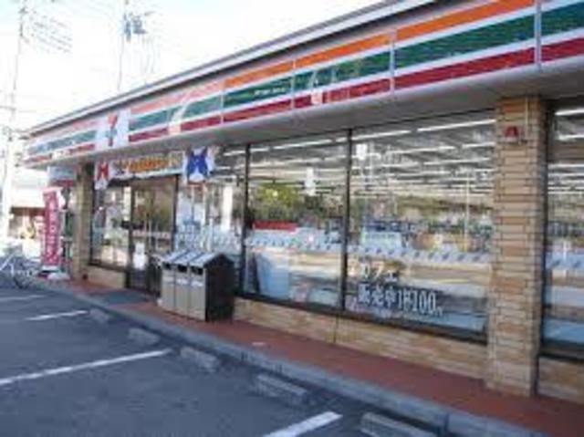 コンビニ　セブンイレブン（コンビニ）まで364m