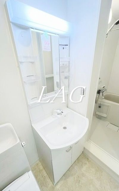 洗面設備　洗面台です。