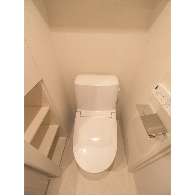 トイレ　ゆったりとした空間のトイレです