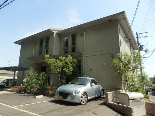 建物外観　敷地内駐輪場あり！