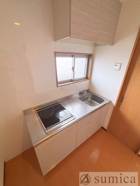 キッチン　ＩＨ２口コンロ完備♪