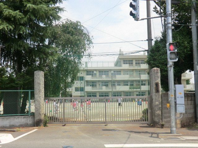 小学校　さいたま市木崎小学校（小学校）まで1045m