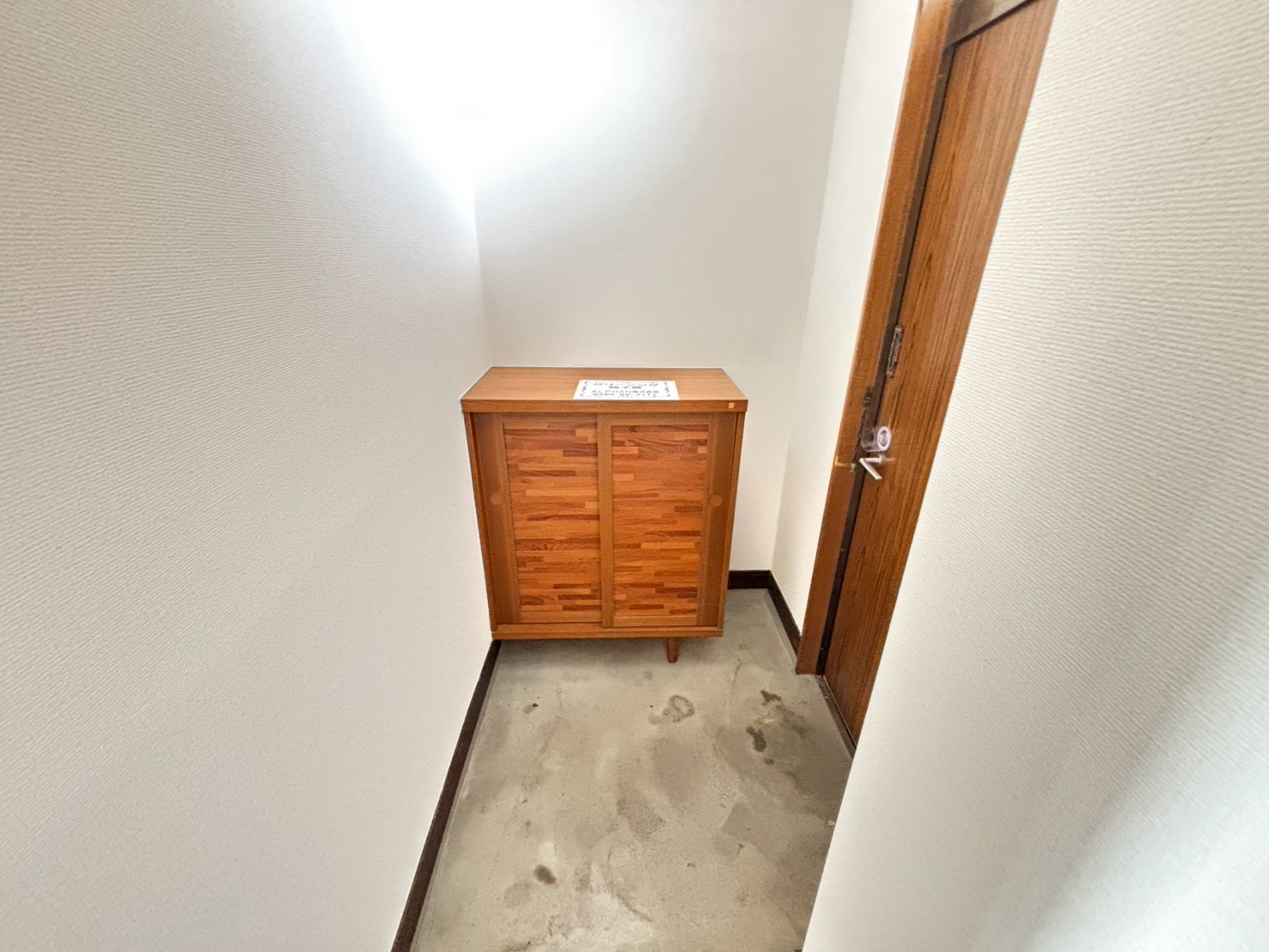 マンション勝の玄関写真