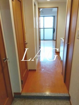 玄関　玄関です。