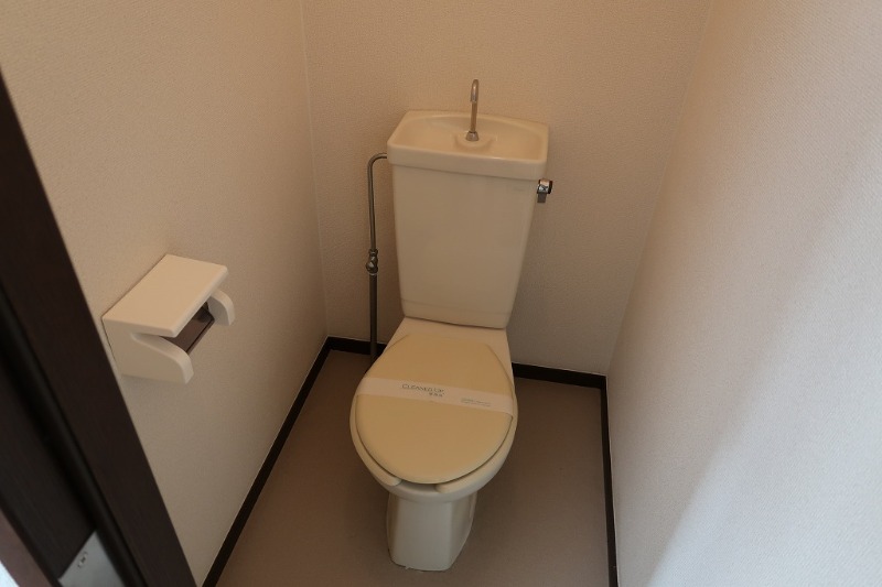 トイレ　※別部屋参考写真