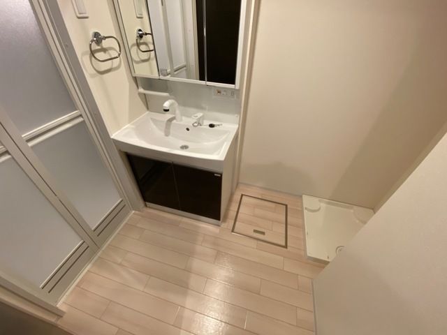 洗面設備　同じ施工のイメージ写真