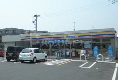 コンビニ　ミニストップ前原東3丁目店（コンビニ）まで550m