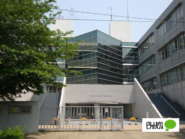 中学校　私立東京電機大学中学校（中学校）まで559m