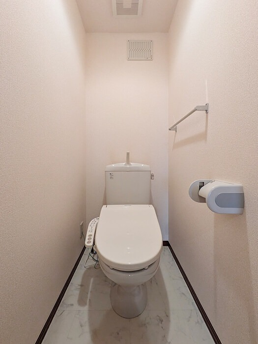 トイレ　きれいなトイレです