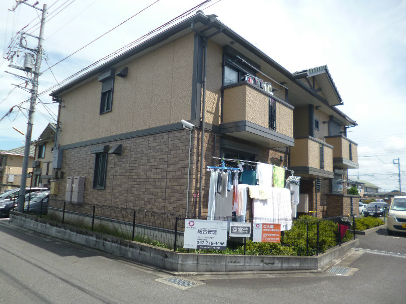 建物外観　閑静な住宅街です。