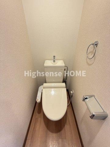 トイレ　落ち着いたトイレです