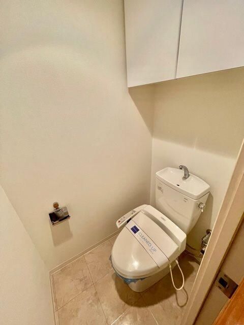 トイレ　落ち着いたトイレです