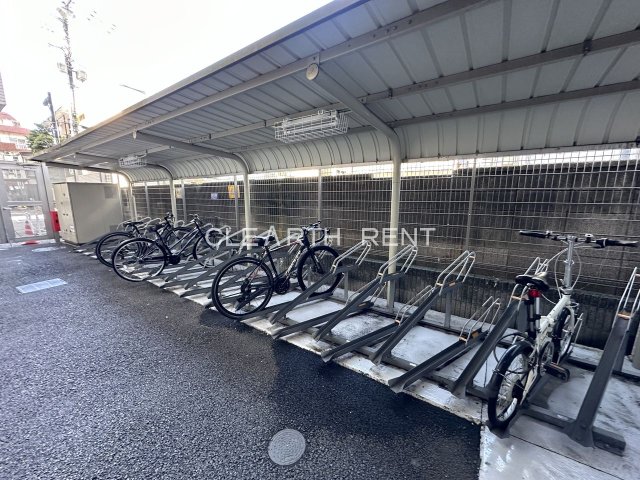 その他共有部分　駐輪場完備