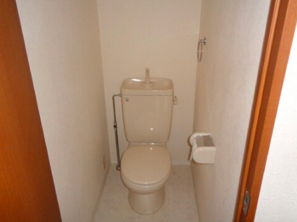 トイレ　清潔感のあるトイレです