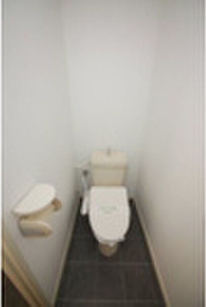 トイレ　清潔感のあるトイレです