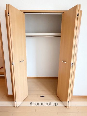 ＪＲ東海道本線 磐田駅 バス乗車時間：20分 最寄りバス停で下車 徒歩2分 2階建 築18年の内装写真