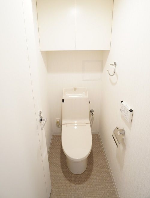 レジディア玉造のトイレ写真
